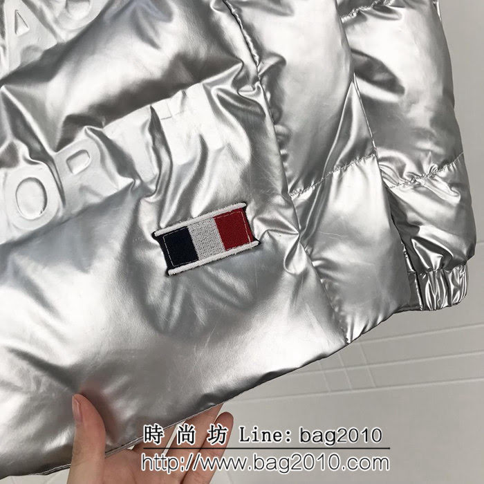 MONCLER蒙口 2018年秋冬新款 胸前Logo大標 最輕最保暖 白鵝絨羽絨服  ydi2089